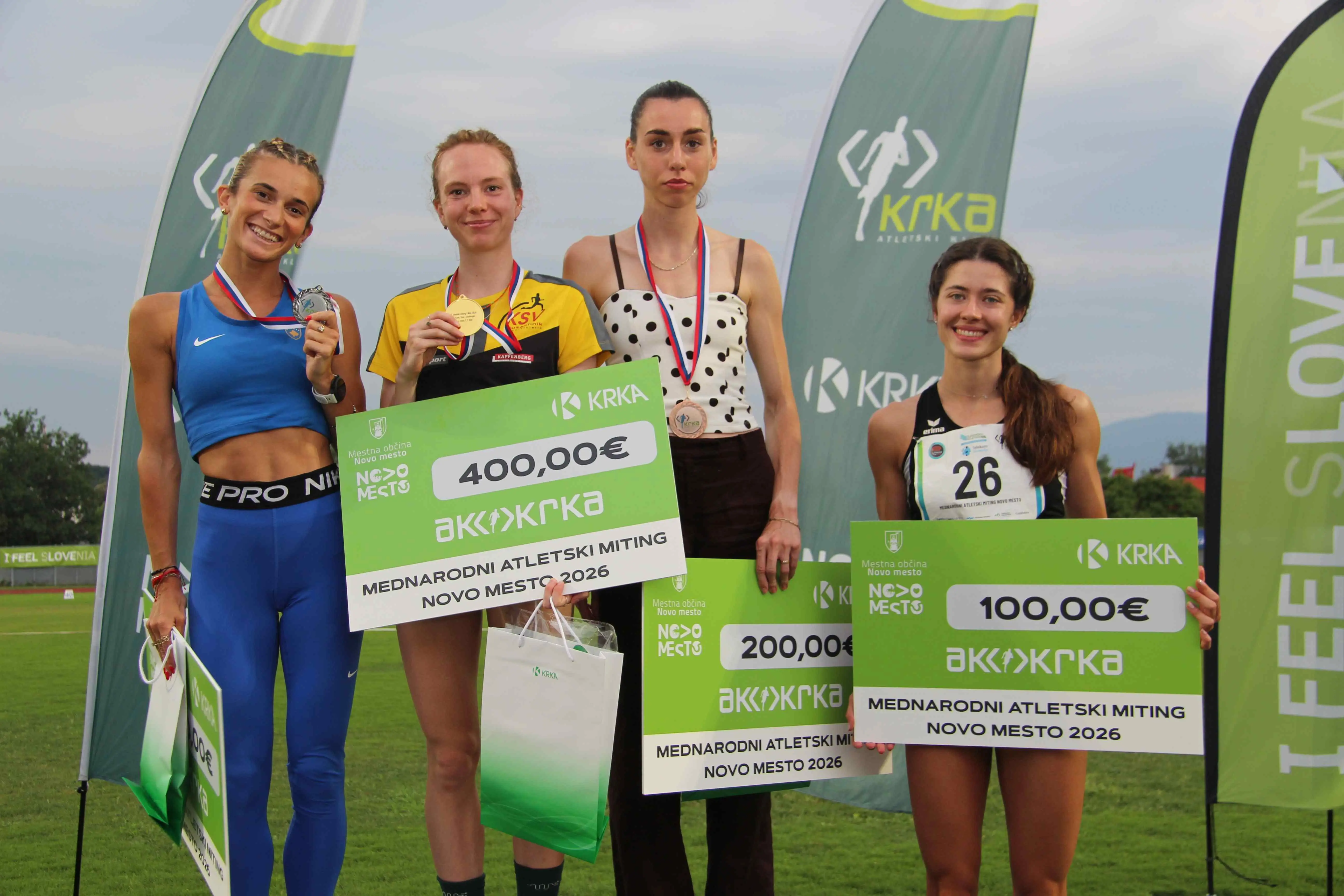 81783098304članice 1500 m.webp-atletskimiting-nm.si